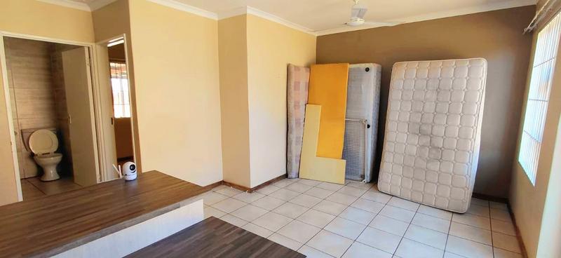 8 Bedroom Property for Sale in Groenvlei Free State